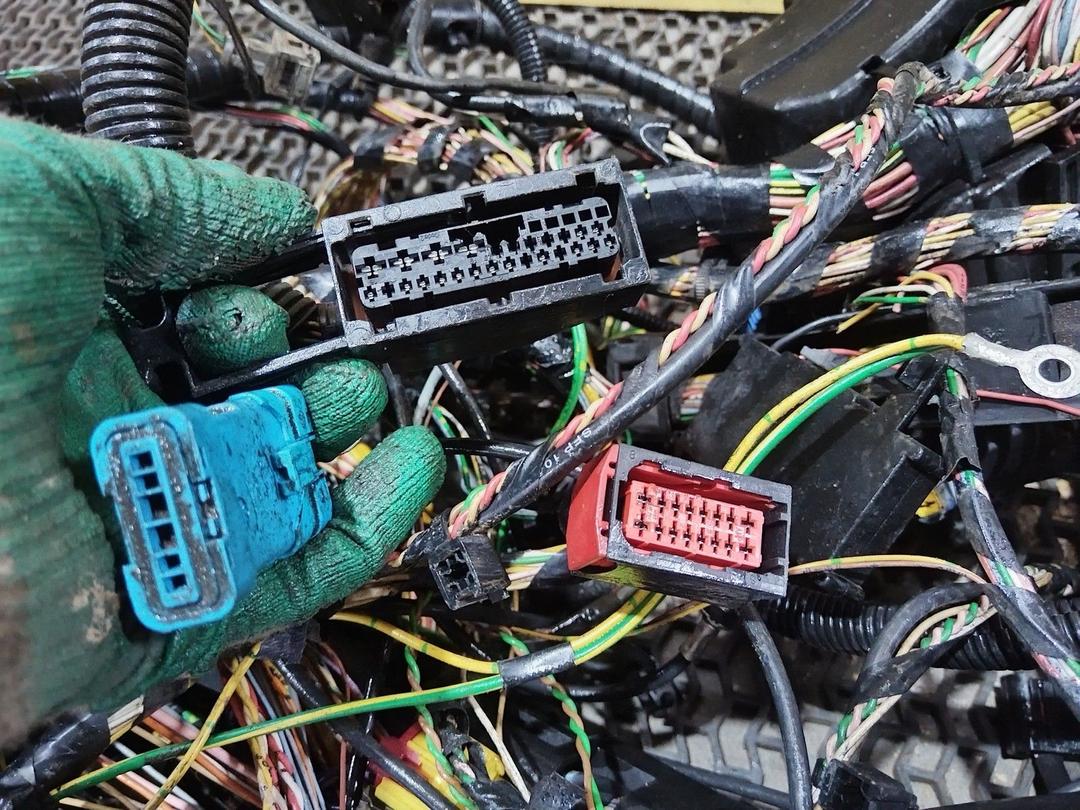 Проводка салона BF3SKH Peugeot 607 купить с доставкой. Огромный выбор запчастей и марок авто. У нас есть практически все.