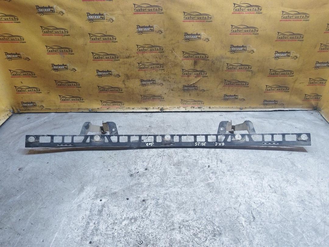 Кронштейн крепления бампера заднего 34QYF4 Opel Vectra