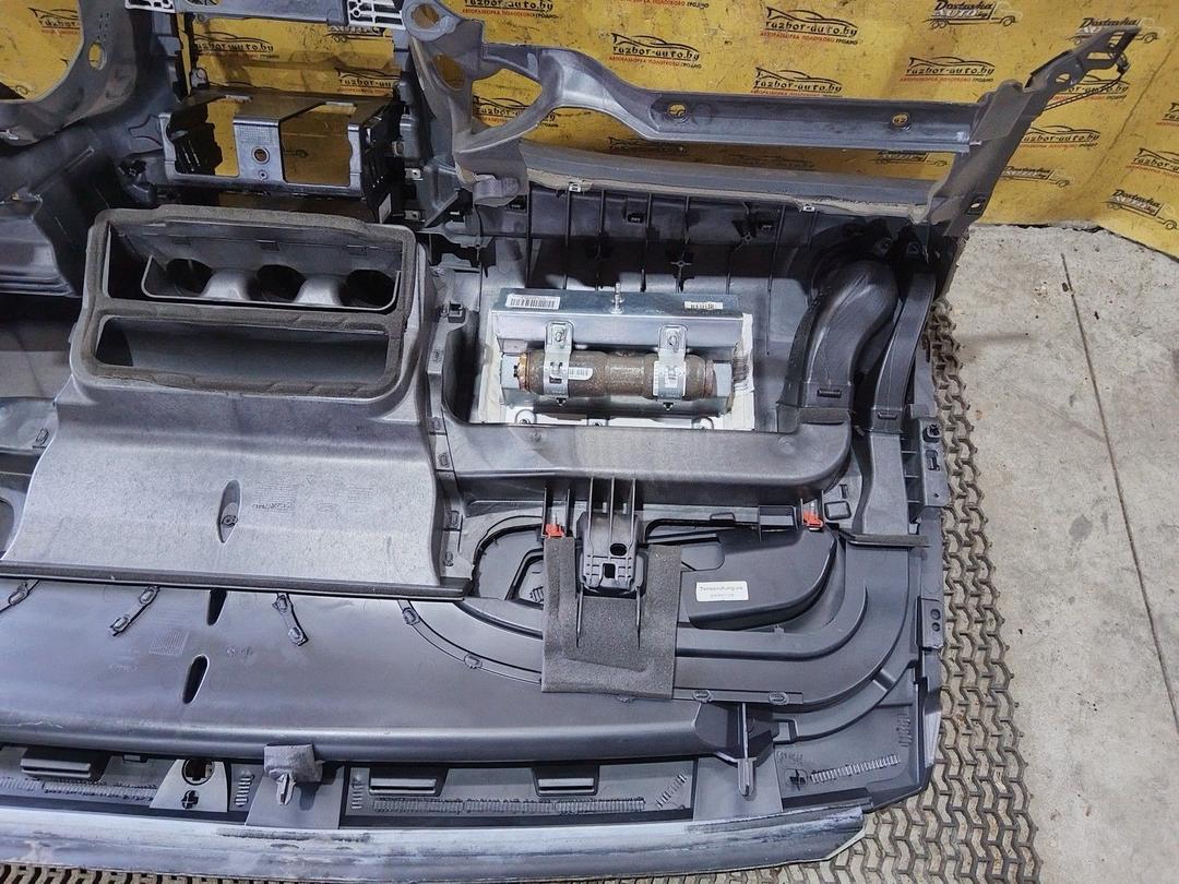 Панель передняя салона (торпедо) HES2DV Ford Galaxy undefined