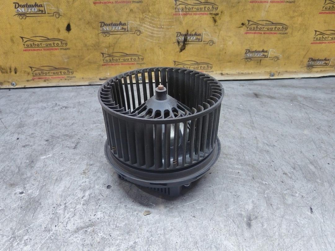 Моторчик печки KXJ9XR Volvo S40