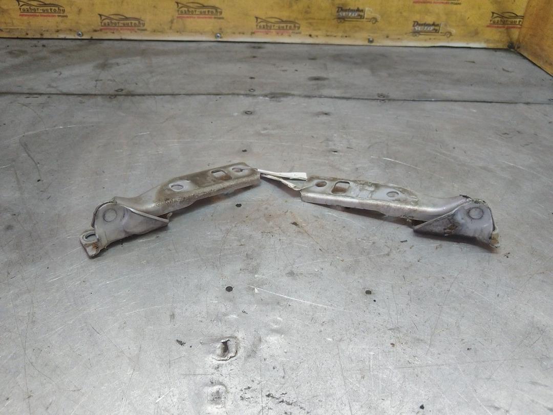 Петля капота 8P8M1U Volkswagen Golf - Фото 2