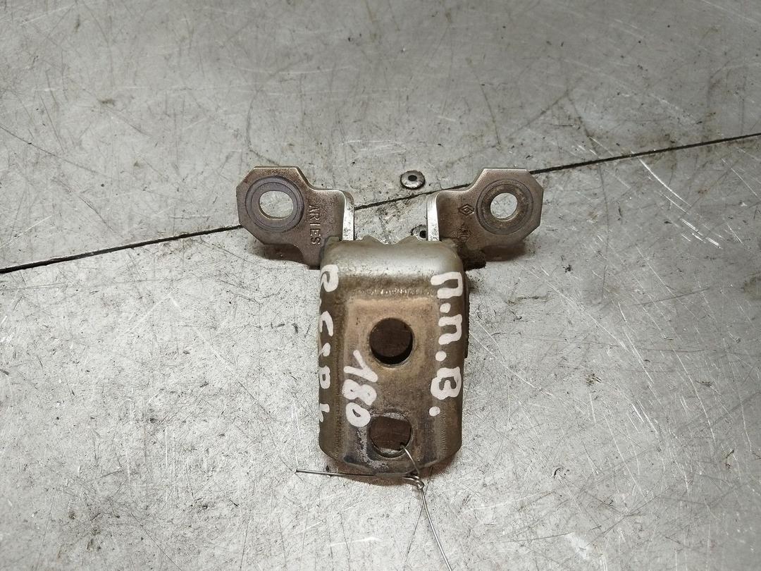 Петля двери передней правой JU6XB0 Renault Espace