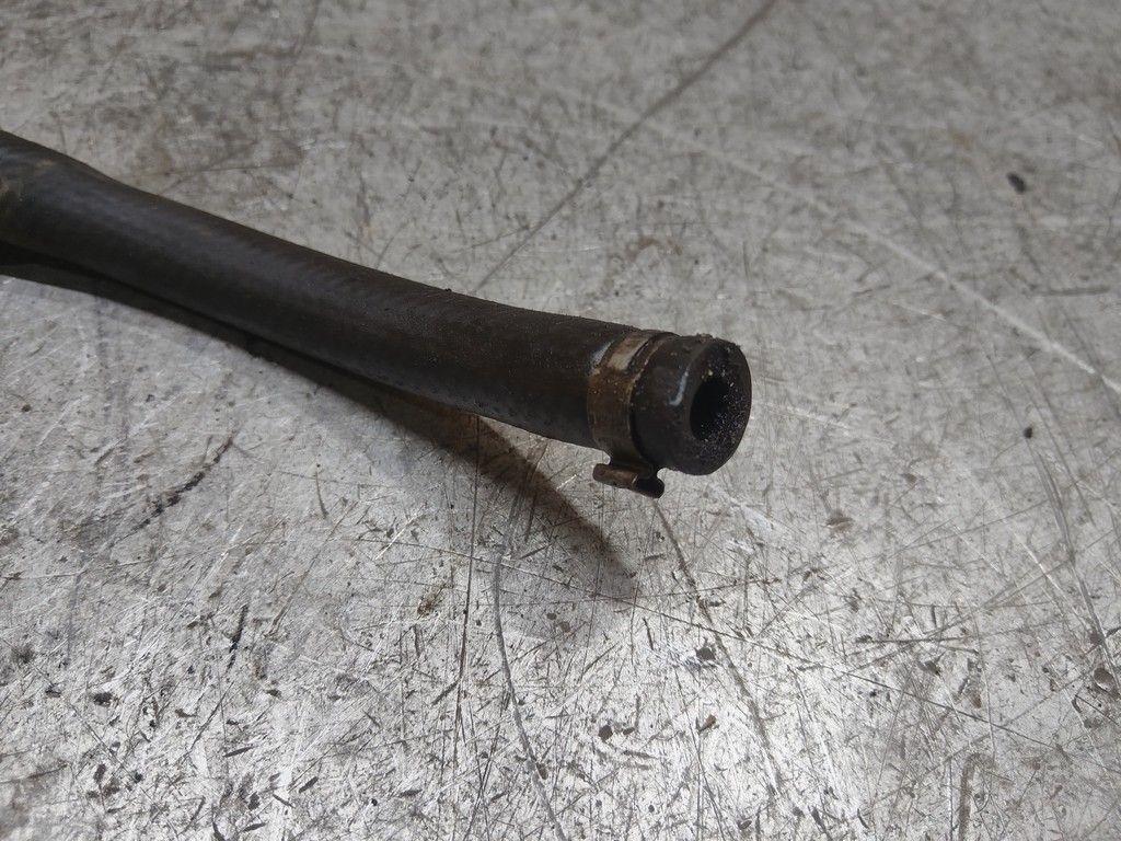 Трубка вакуумная LX4SF2 Volvo S60 - Фото 2