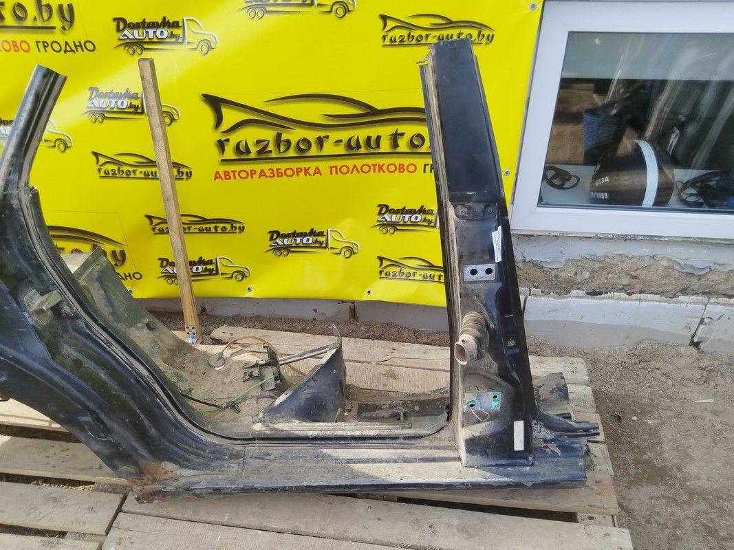 Стойка кузовная центральная правая 0DJ5WP Audi 100