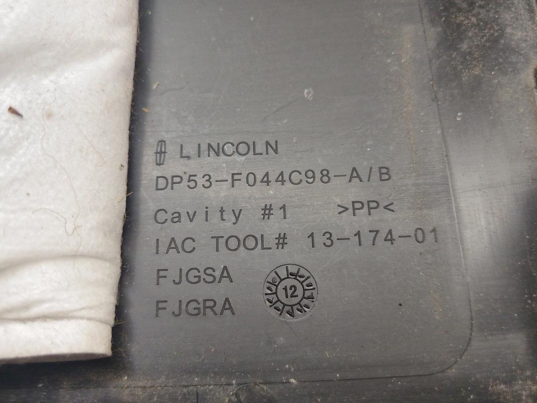 Пластик салона QCPH11 Ford Fusion undefined