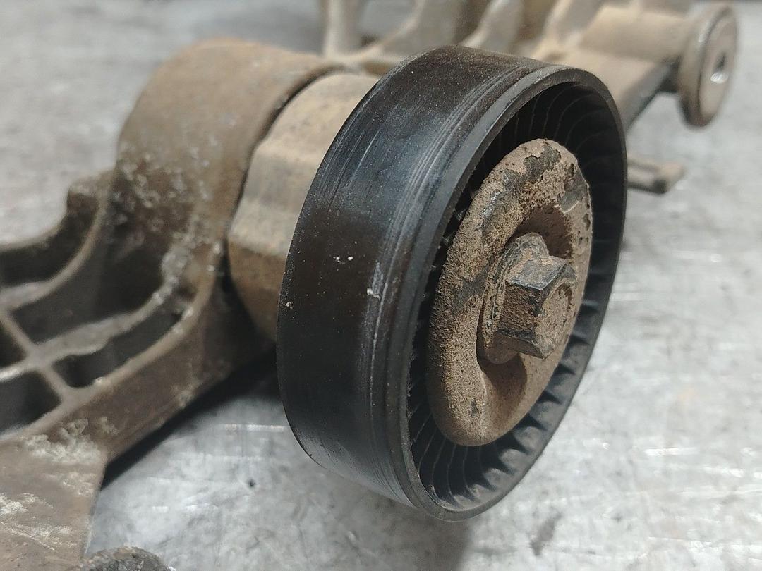 Кронштейн генератора AHON0P Mercedes A W168 - Фото 3