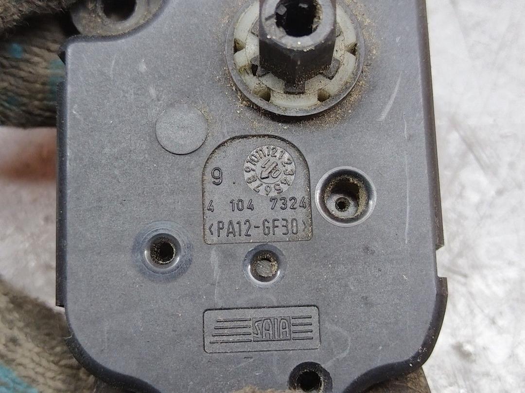 Моторчик заслонки печки 2WIR6J Peugeot 307 купить в магазине запчастей бу