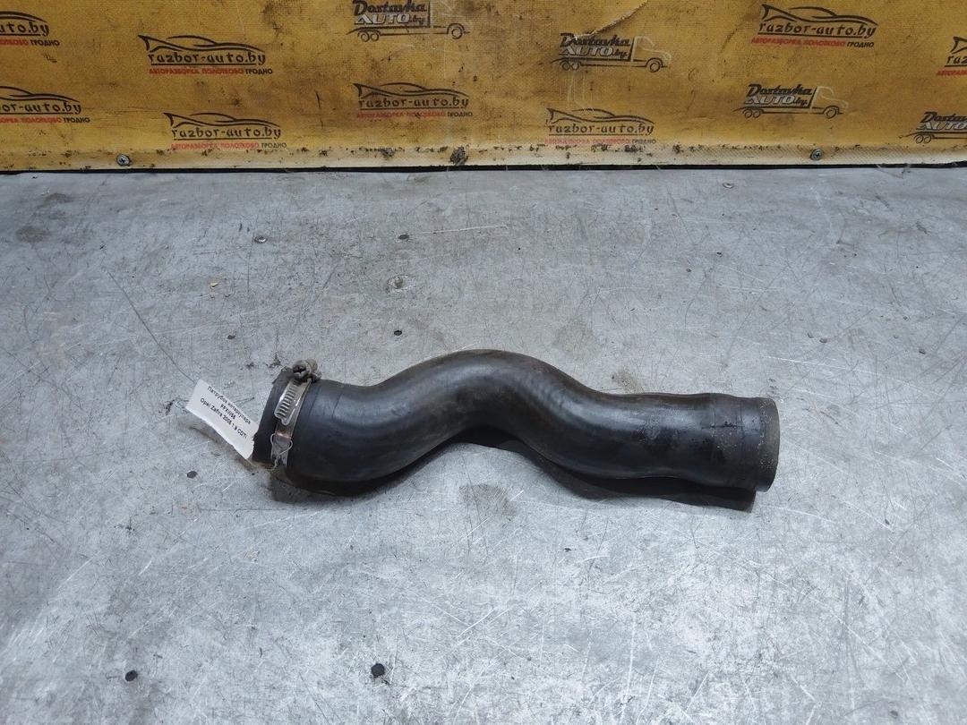 Патрубок интеркулера FFXW56 Opel Zafira