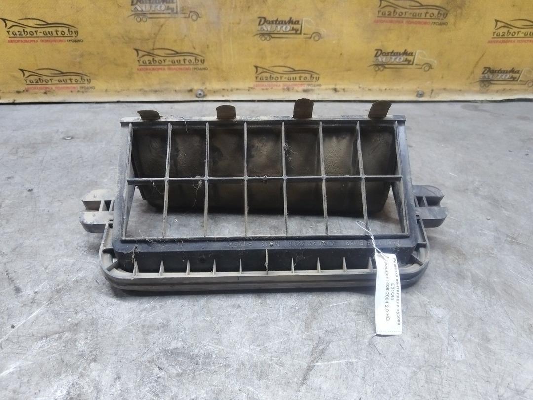 Решетка вентиляции кузова E01OI4 Peugeot 406 - Фото 3