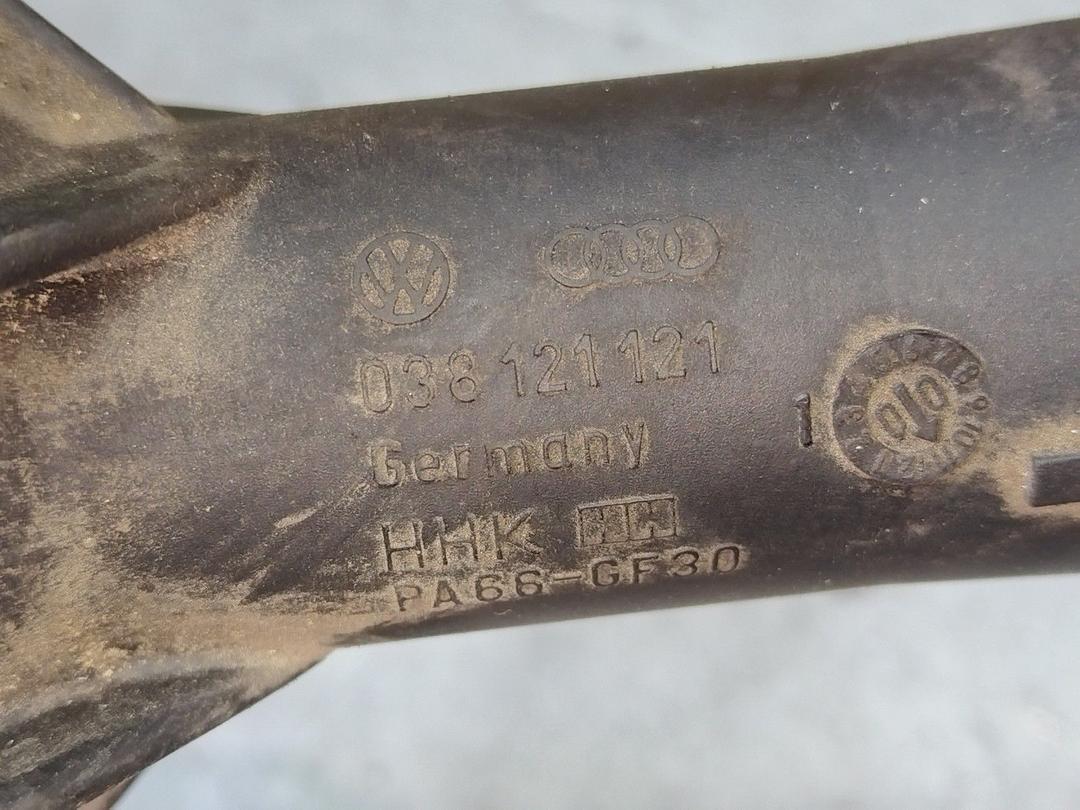 Корпус термостата FA0Y77 Volkswagen Golf купить с доставкой