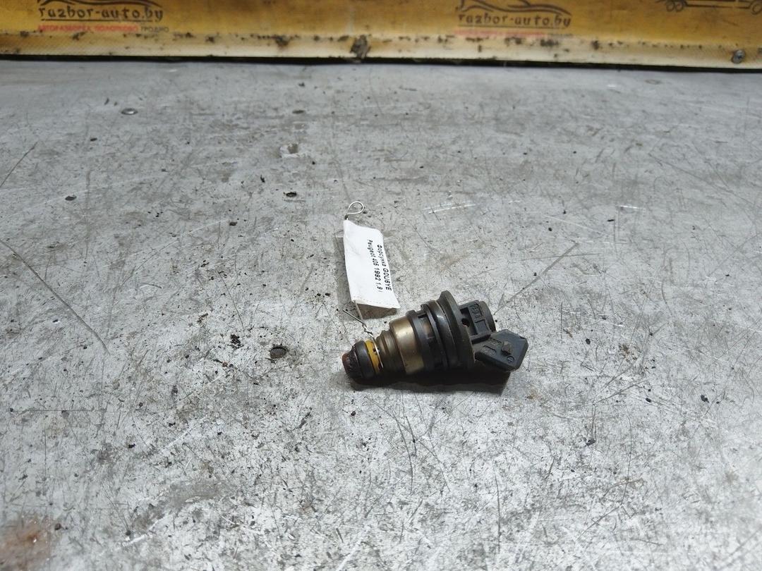 Форсунка G0U6YE Peugeot 405