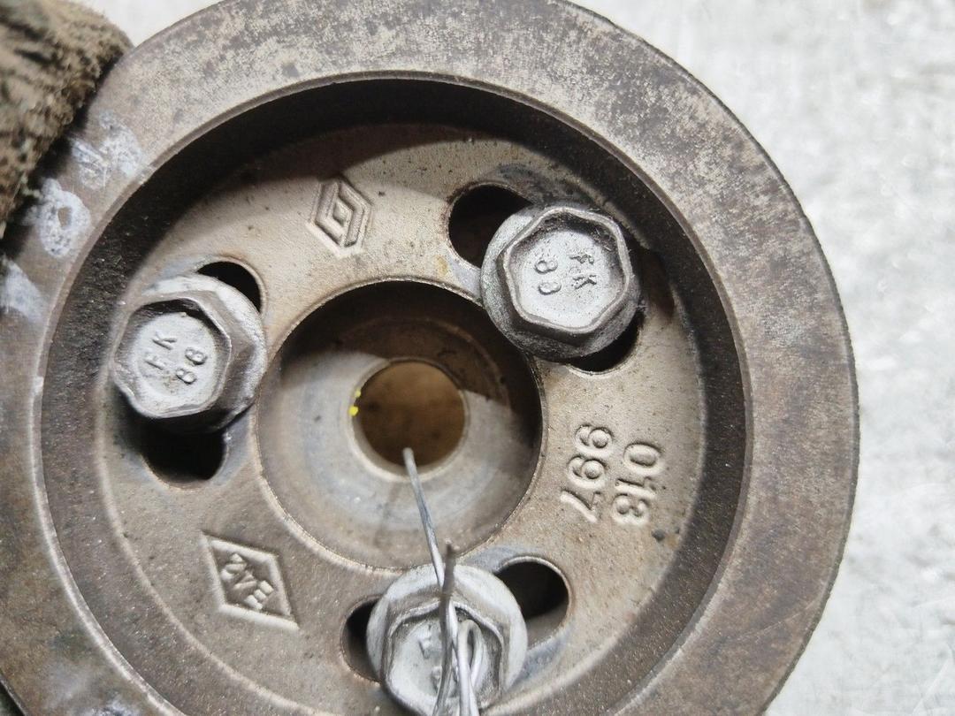 Шестерня распредвала HNCGB8 Renault Espace купить в магазине запчастей бу