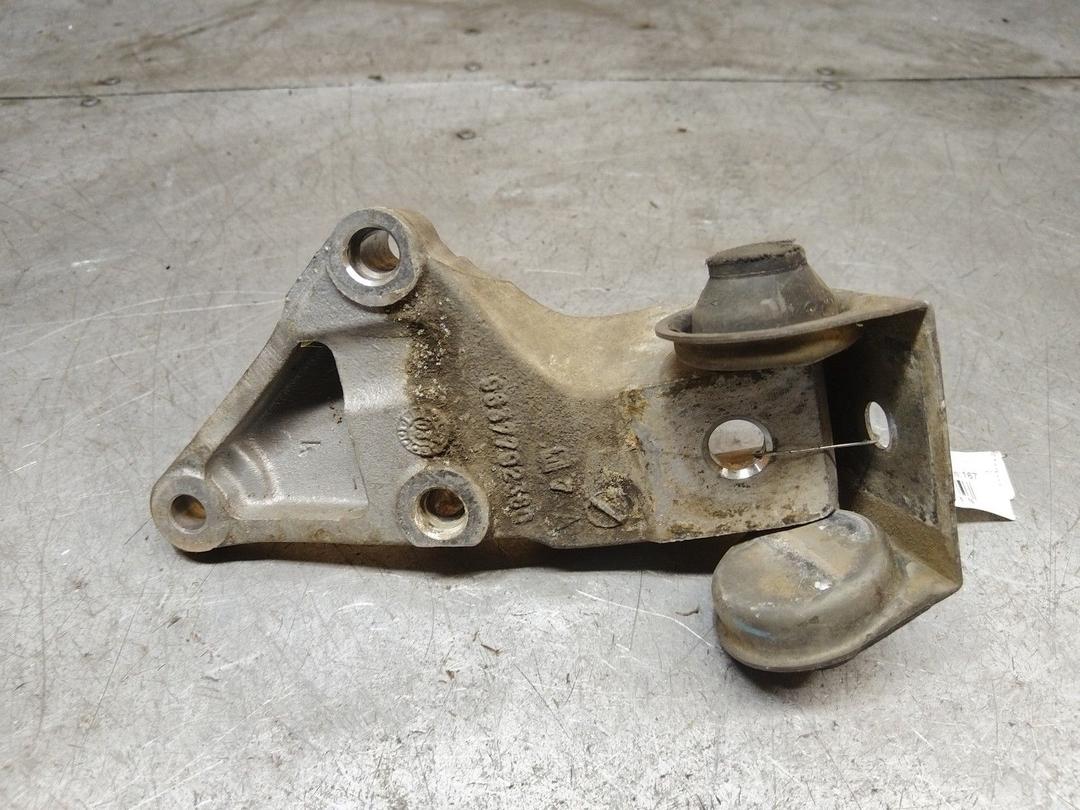 Кронштейн двигателя N8F77D Peugeot Partner купить