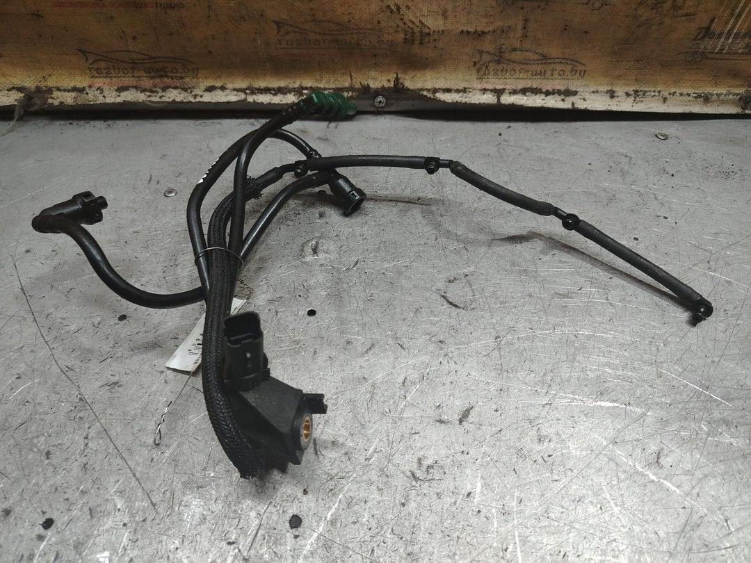 Трубка обратки форсунок 00B84D Peugeot 307 - Фото 1