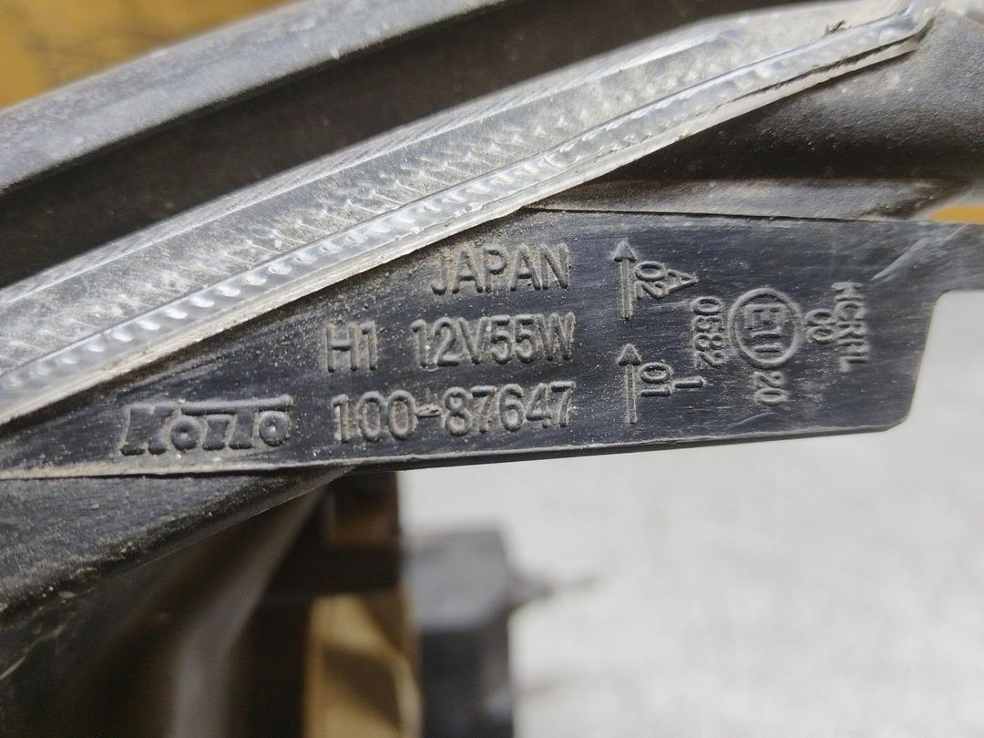 Фара правая 92YRXZ Mitsubishi Grandis купить с доставкой