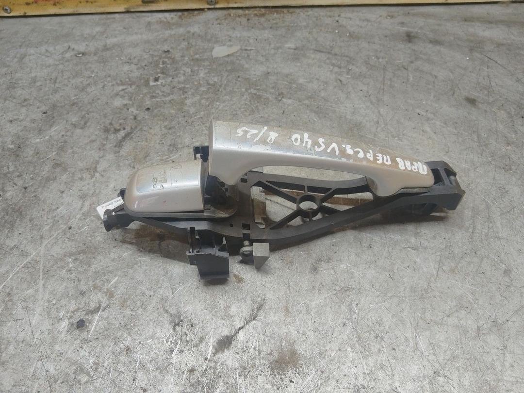 Ручка наружная передняя правая 2UW1YW Volvo S40 купить