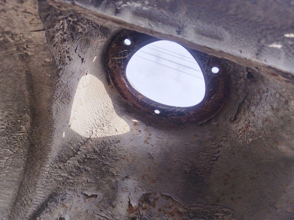 Стакан лонжерона правый LVCESC Audi 100 - Фото 4