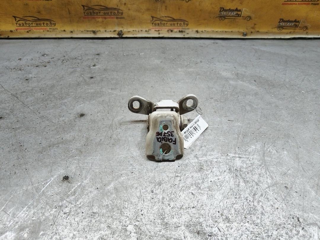 Петля двери передней левой UP4BSC Skoda Fabia купить