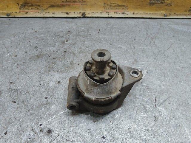 Подушка крепления КПП 8T796B Opel Zafira купить