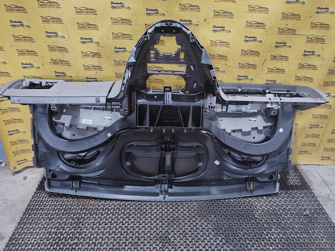 Панель передняя салона (торпедо) 9KTBB9 Citroen Xsara Picasso undefined