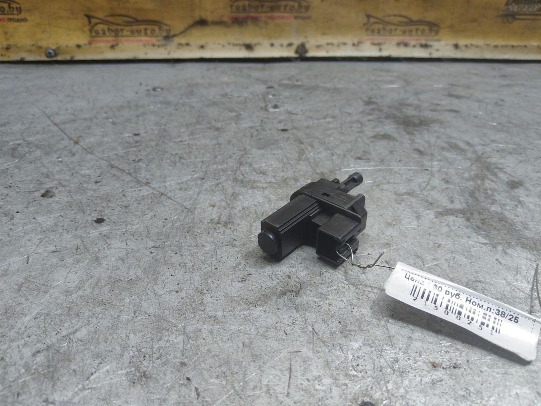 Датчик положения педали сцепления R0G8L8 Ford Mondeo купить