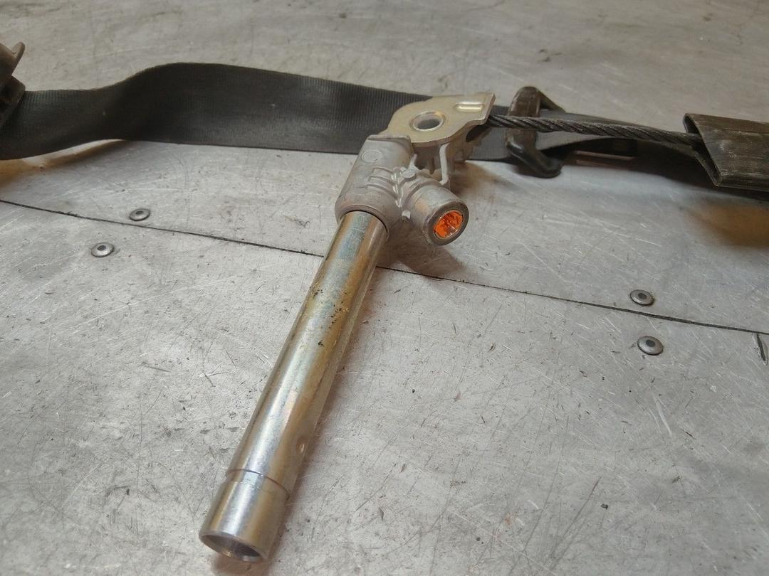 Ремень безопасности передний правый D058HL Citroen C5 купить с доставкой