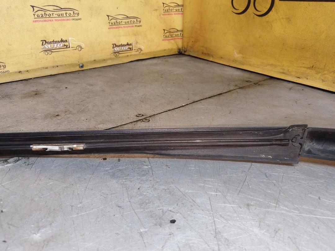 Молдинг стекла лобового EH5Z06 Volvo XC70 купить в магазине запчастей бу