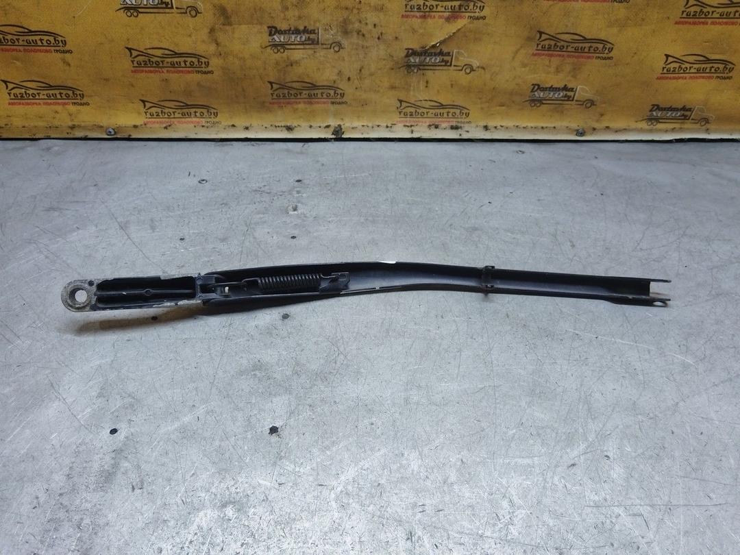 Щеткодержатель (поводок стеклоочистителя, дворник) H95XSC Peugeot 607 купить с доставкой