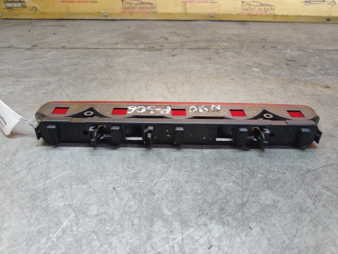 Стоп-сигнал XYPDQ8 Peugeot 306 купить