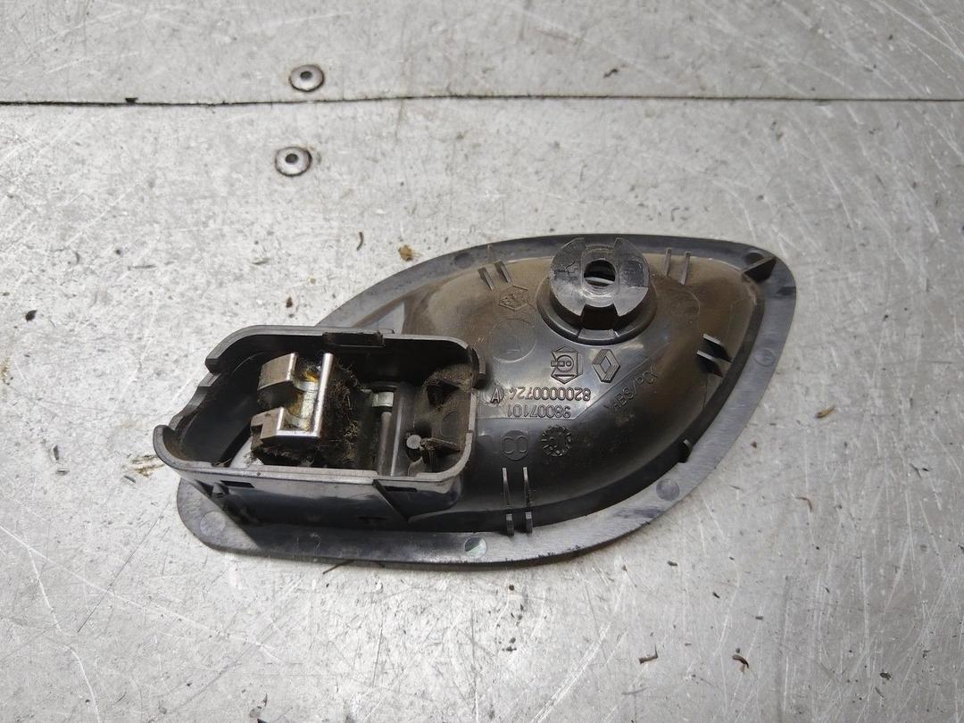 Ручка внутренняя передняя правая 1QTB61 Renault Laguna купить