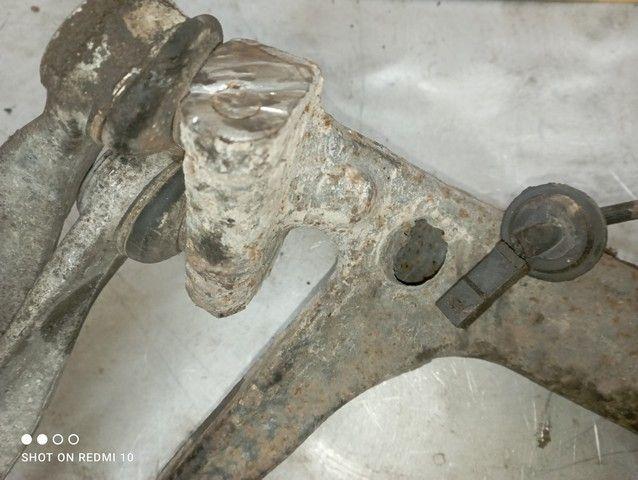 Кулак поворотный правый Z1YRQ5 Audi A4 купить