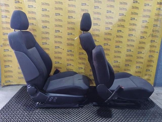 Сиденье переднее BUJ76L Opel Zafira купить на авторазборке