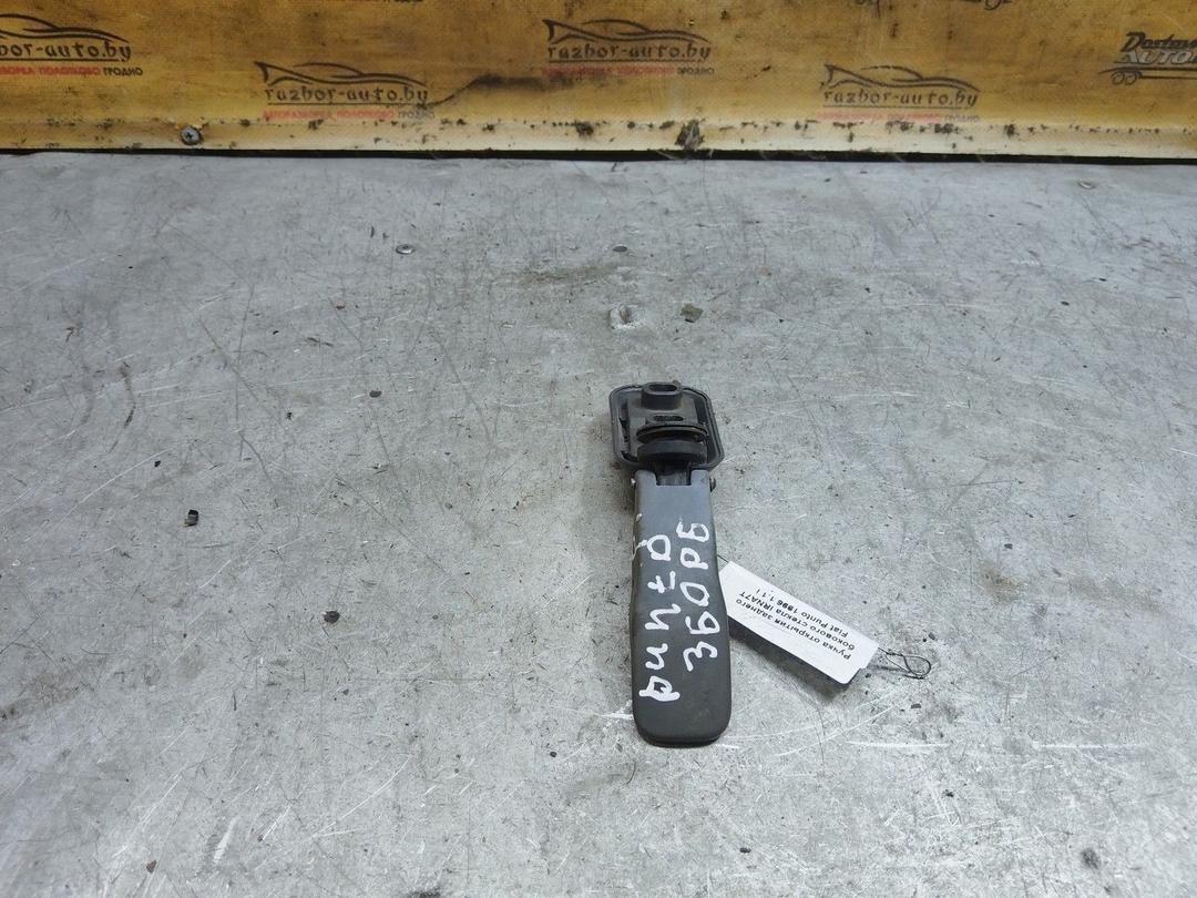 Ручка открытия заднего бокового стекла IRNA7T Fiat Punto купить в магазине запчастей бу