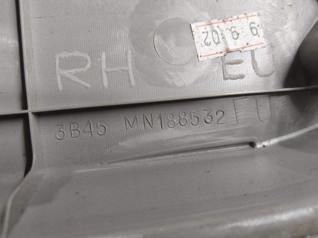 Накладка на порог внутренняя задняя правая NLNVFV Mitsubishi Grandis купить в магазине запчастей бу