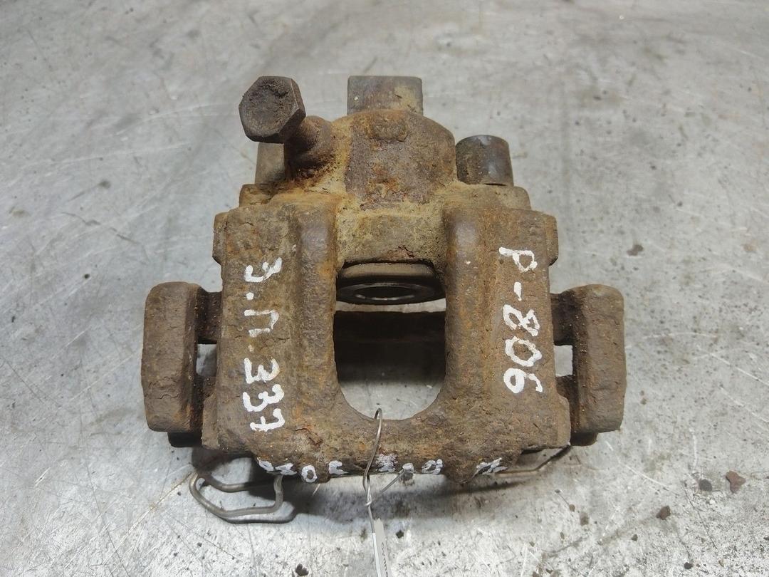 Суппорт задний правый O1BP4D Peugeot 806 купить