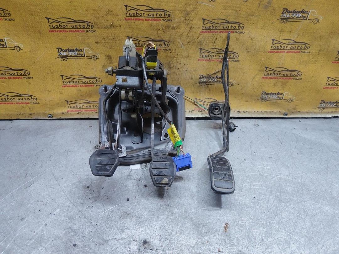 Узел педальный (блок педалей) 54HD3T Renault Scenic