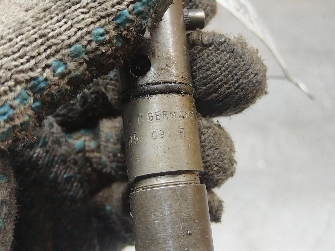 Форсунка D23AZW Audi A4 купить с доставкой