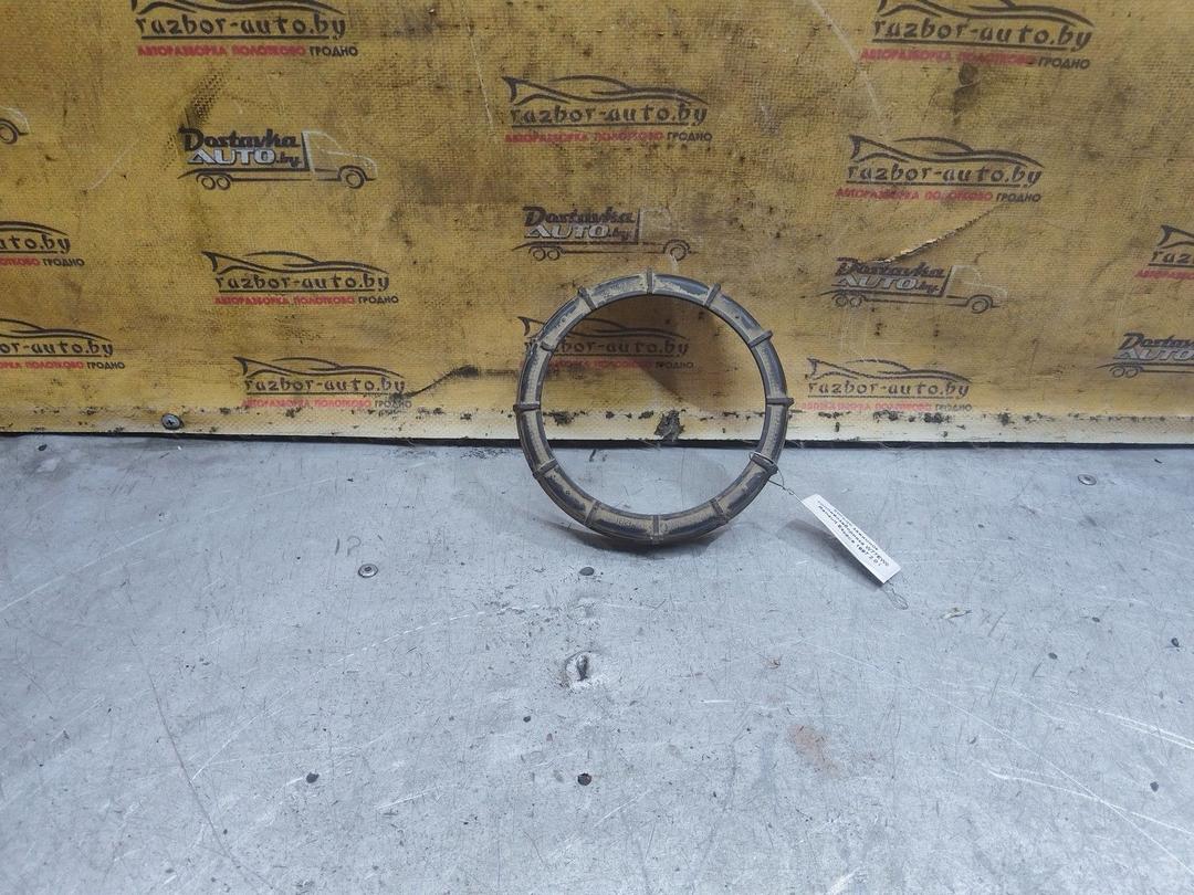 Кольцо зажимное топливозаборника W77EW0 Renault Espace