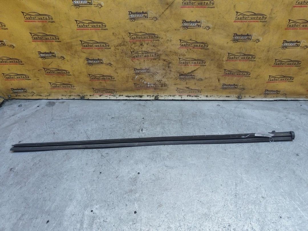 Молдинг стекла двери передней правой наружный 5KB310 Ford Focus - Фото 3