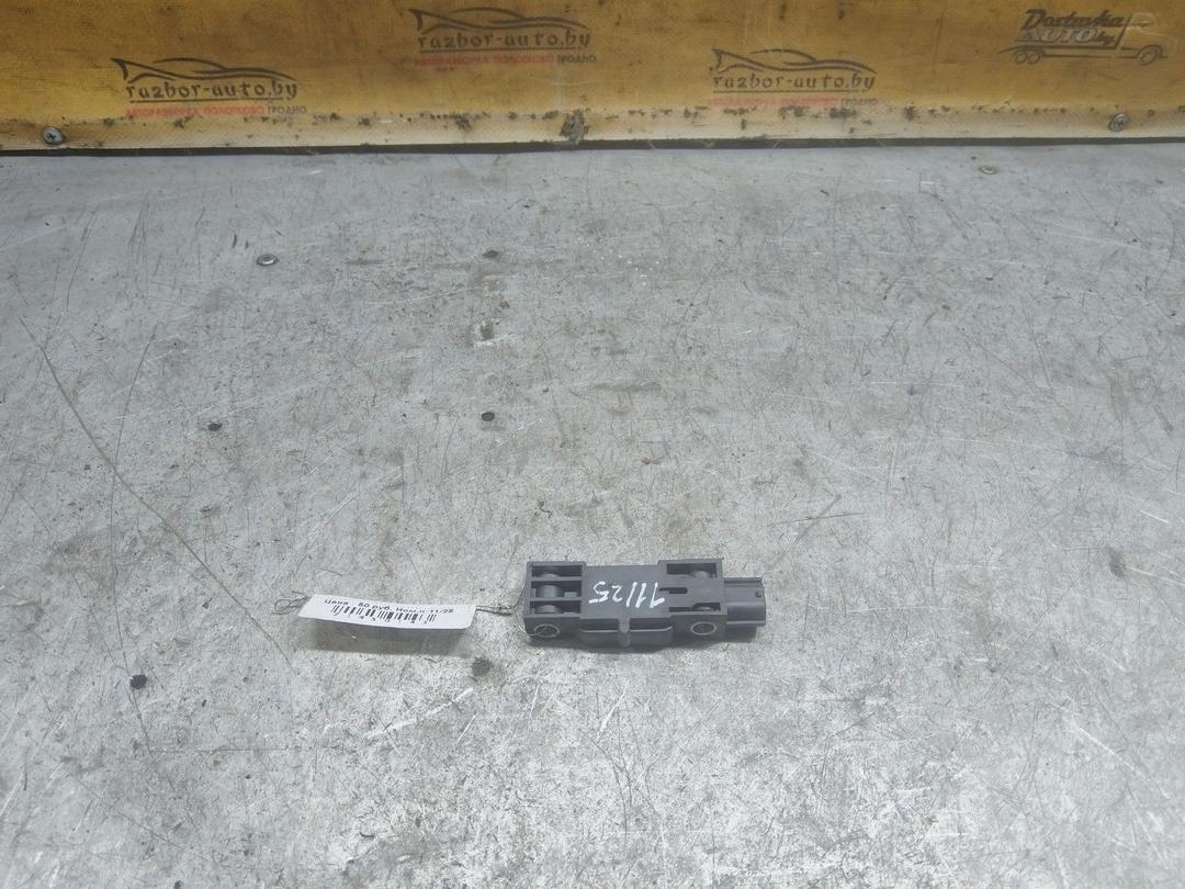 Датчик удара 5S2L58 Mitsubishi Grandis купить