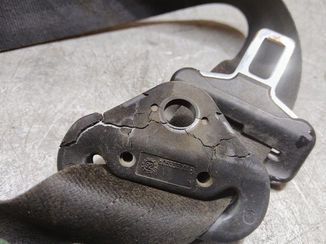 Ремень безопасности передний правый HBU2X6 Peugeot 405 купить с доставкой