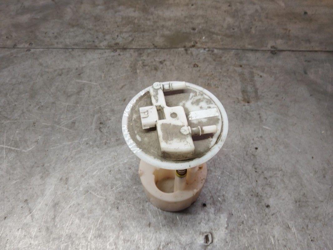 Колба в бак 5YHLBX Nissan Note