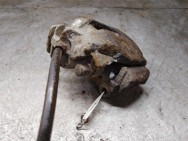 Суппорт передний правый 5HTIFC Volvo V70 - Фото 3