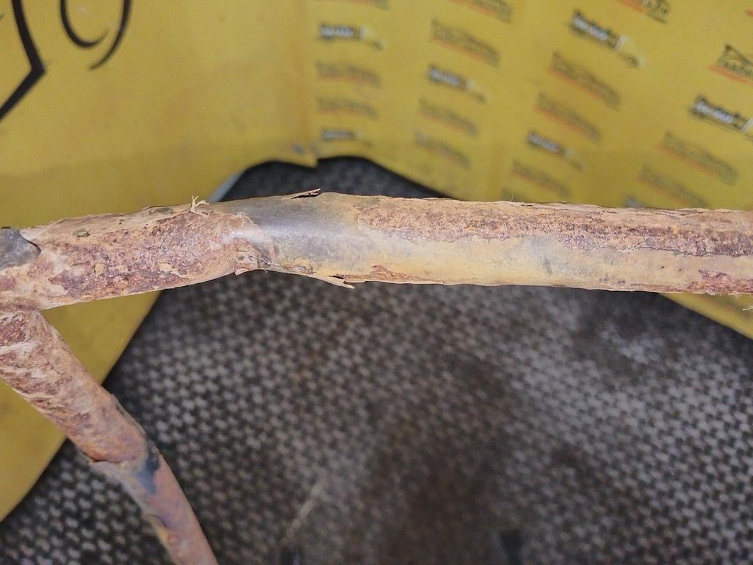 Крепление топливного бака F6BI5J Citroen C8 купить в магазине запчастей бу