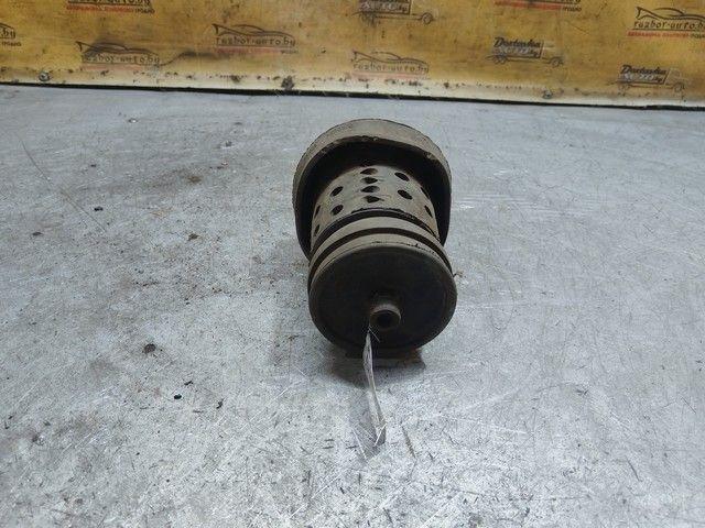 Подушка крепления двигателя 17PRFQ Volkswagen Passat купить в магазине запчастей бу