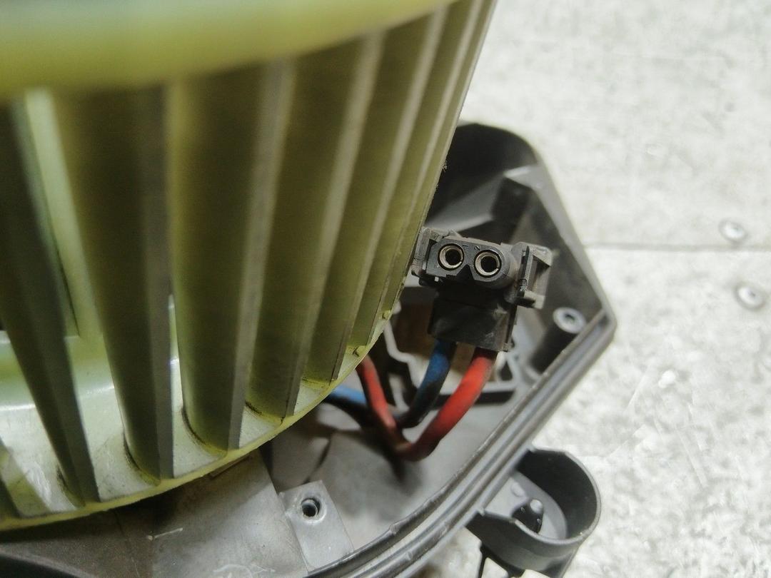 Моторчик печки PGKMGR Volkswagen Passat купить на авторазборке