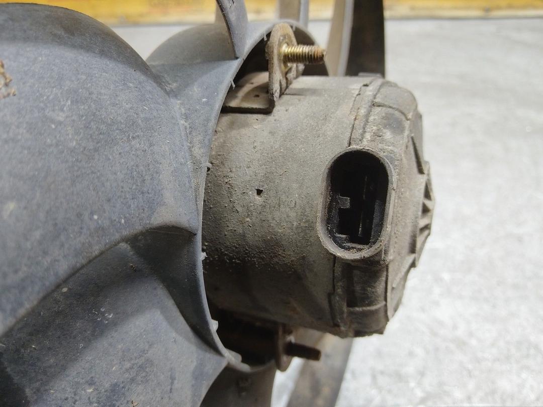 Вентилятор радиатора 17API4 Renault Laguna купить с доставкой