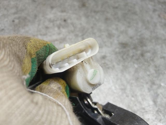 Замок двери передней левой RFL7N1 Alfa Romeo 147 undefined