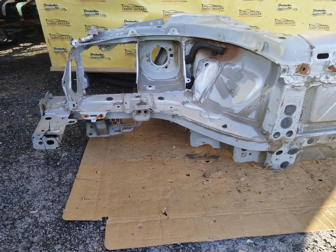 Лонжерон левый 8X72TA Renault Scenic купить на авторазборке