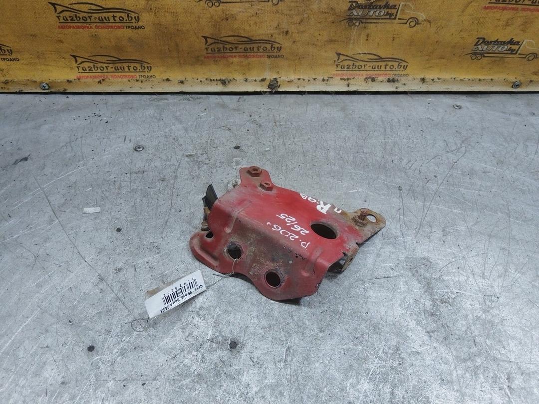 Кронштейн крепления крыла переднего правого IPNT5B Peugeot 206